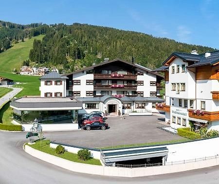 Hotel Waidmannsheil Flachau Exterior photo